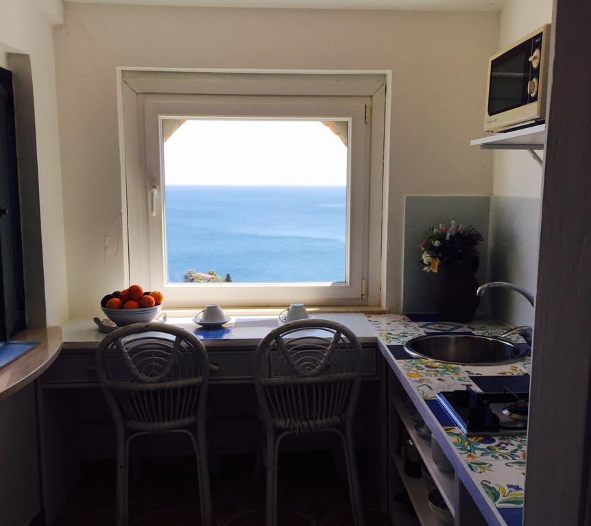 B&B La Bergerie Ταορμίνα Δωμάτιο φωτογραφία